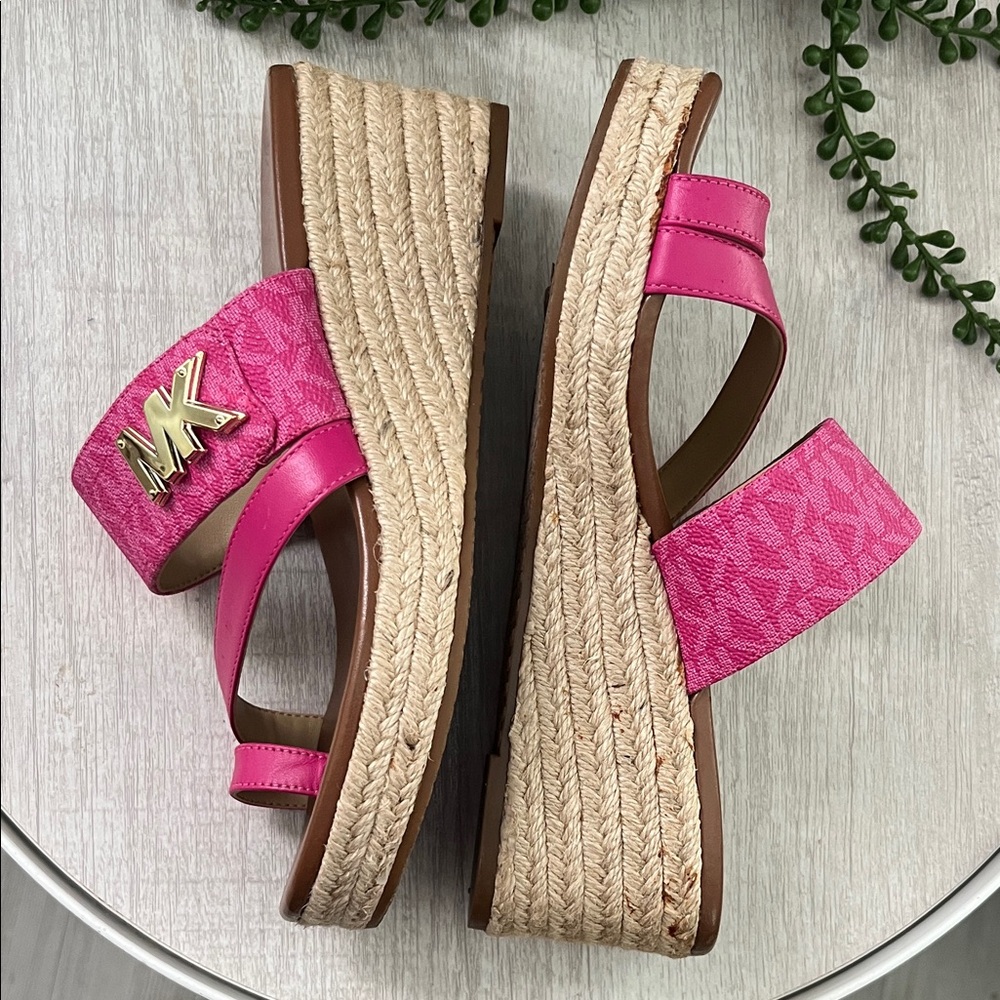 Michael Kors Pink Platform Toe-Ring Slide Sandals with Gold MK Accent - Picture 9 of 15